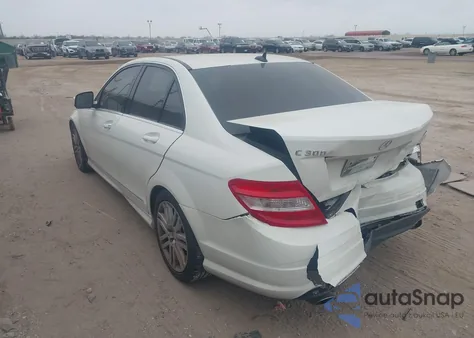 2009 Mercedes-Benz C 300 Luxury/Sport from USA, damaged, VIN WDDGF54X29R058417